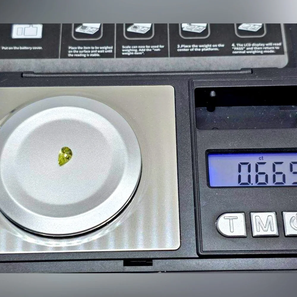 Natural Peridot Pear Gemstone 0.66ct - Picture 4 of 4